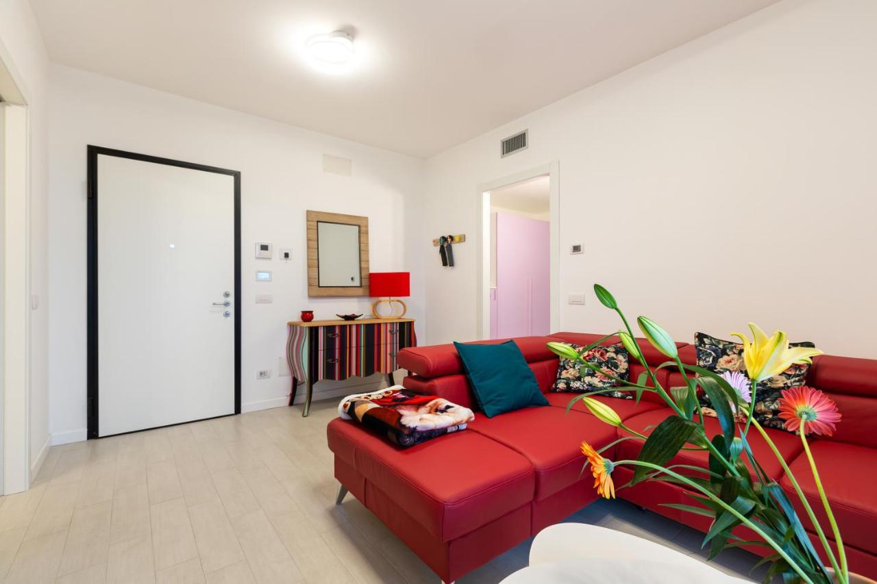 Fiera Milano Flat With Garageアパートメント エクステリア 写真
