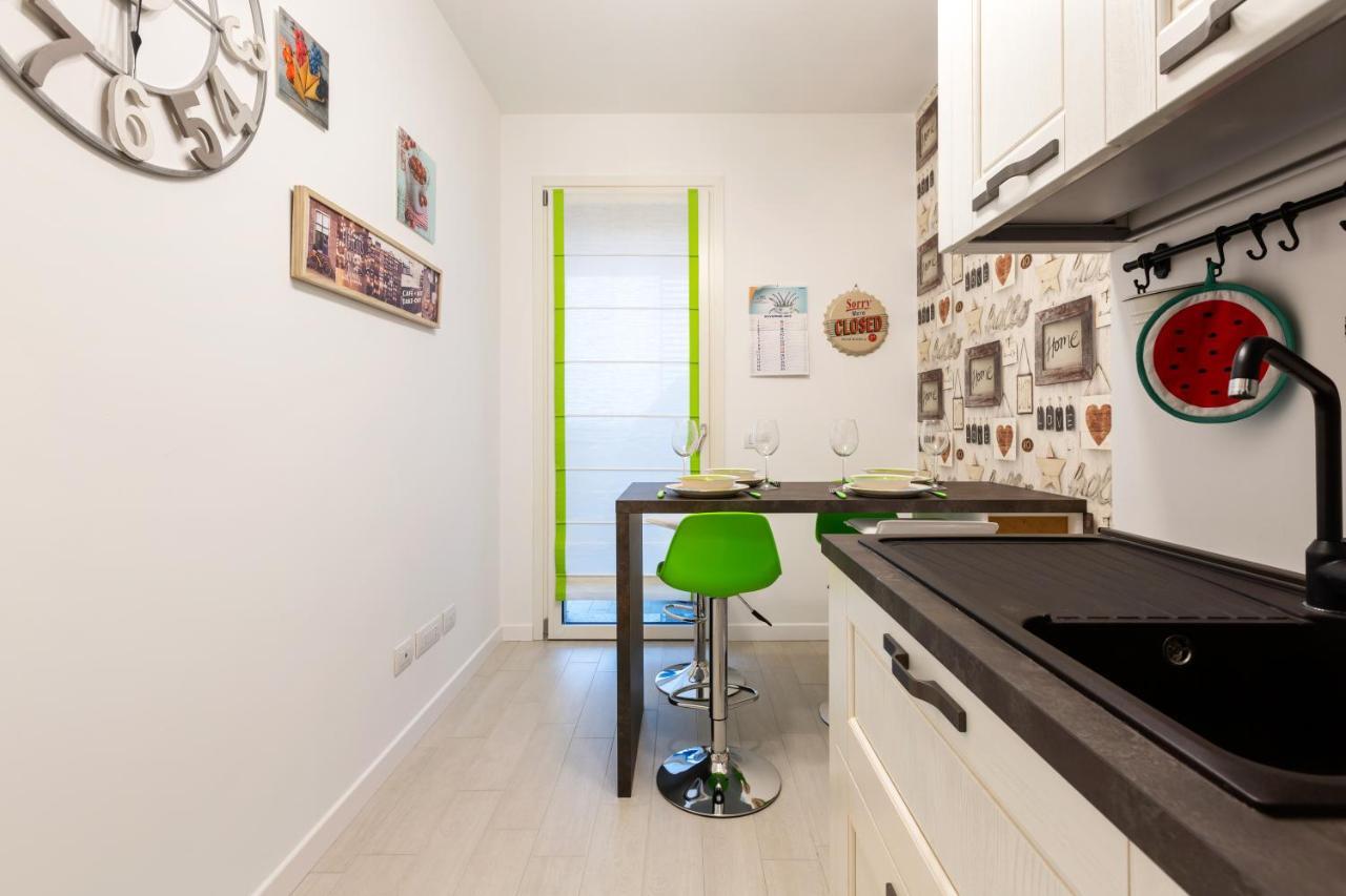 Fiera Milano Flat With Garageアパートメント エクステリア 写真
